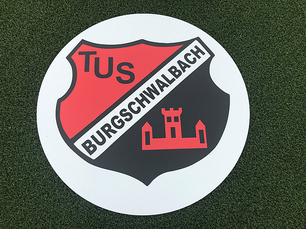 TuS Burgschwalbach Satellitencover mit Logo und Klammern 